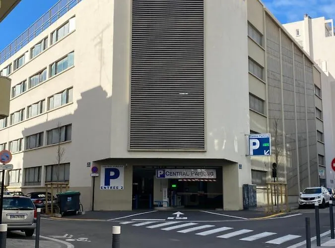 Beau T4 Hyper Centre Avec Parking *